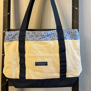Vineyard Vines Hockey Tote